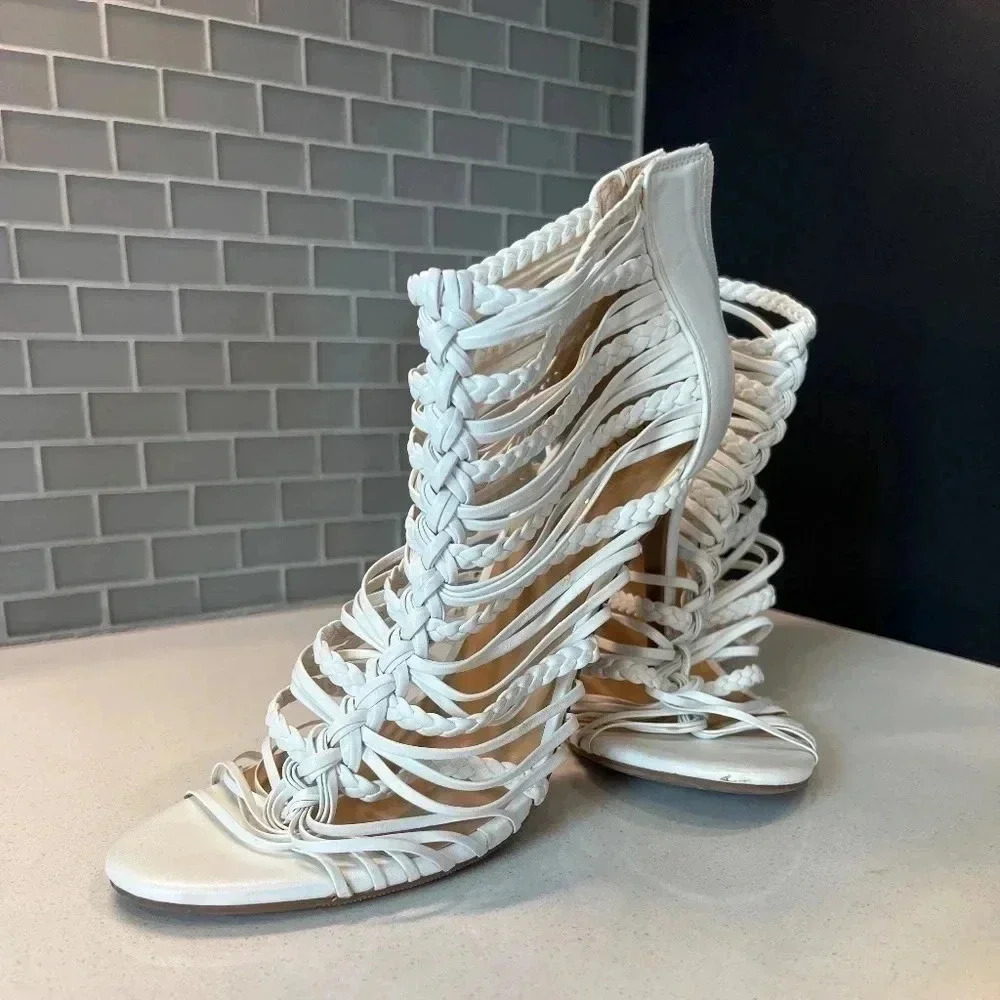 Thalia Sodi White Heels Size 10 4 Inch